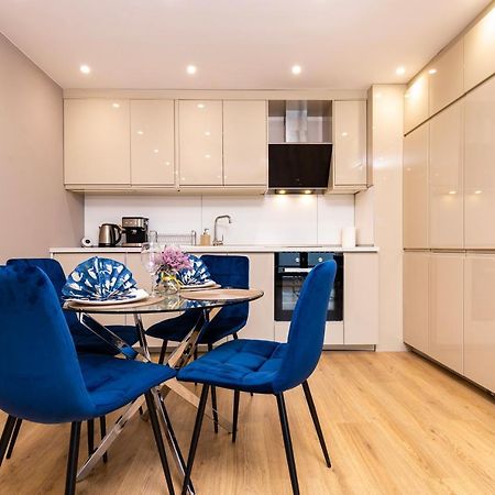 Апартаменти Cityscape Retreat 1Bd Flat In The Heart Of Пловдив Екстер'єр фото